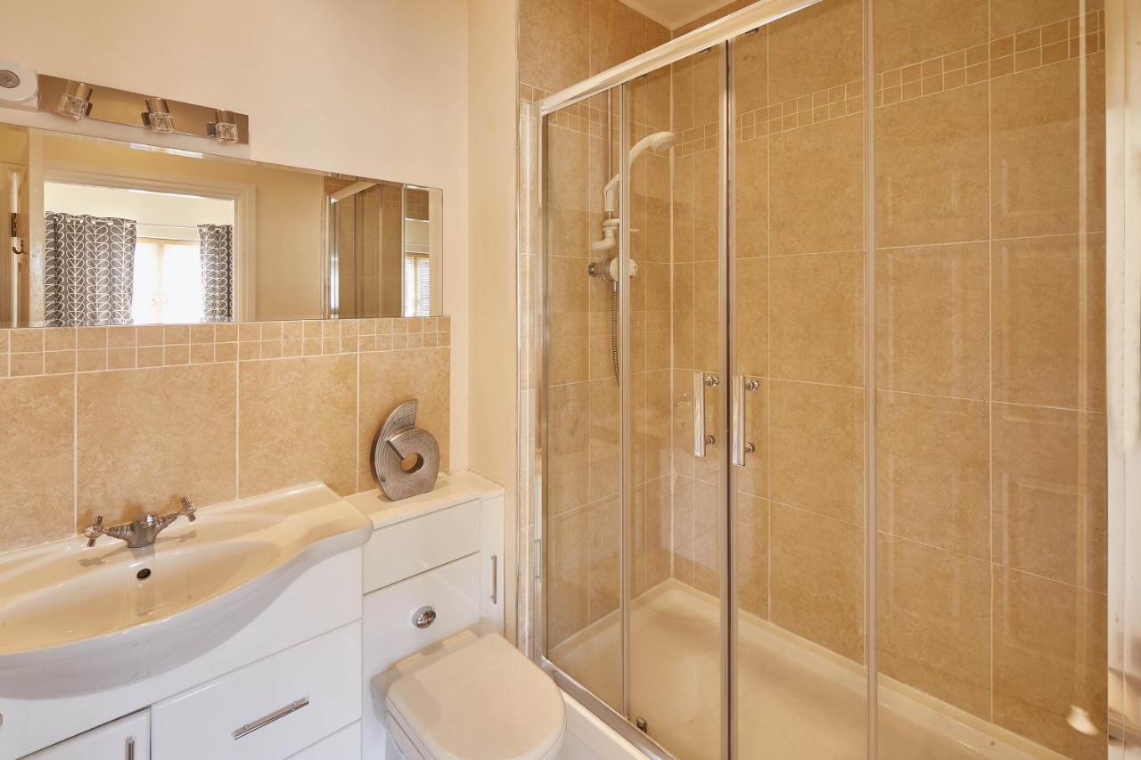 Host & Stay - The Scuttlebutt Townhouse Whitby Luaran gambar